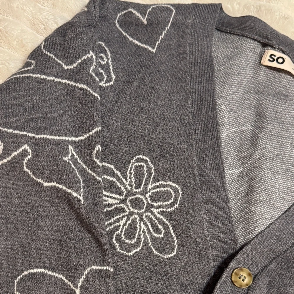 SO Charcoal Cardigan with Ivory Designs - Picture 3 of 8